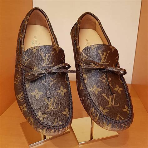 louis vuitton loafers original price.